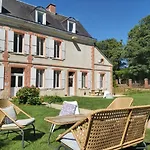 Chateau De La Malmaison Ferienhaus