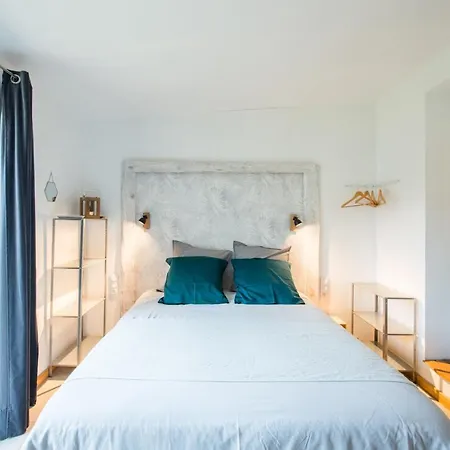 Chateau De La Malmaison * Champillon