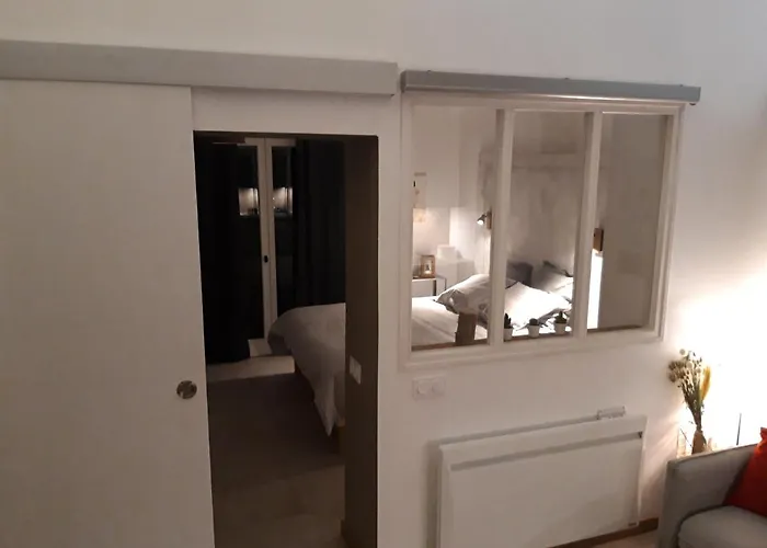 Chateau De La Malmaison * Champillon